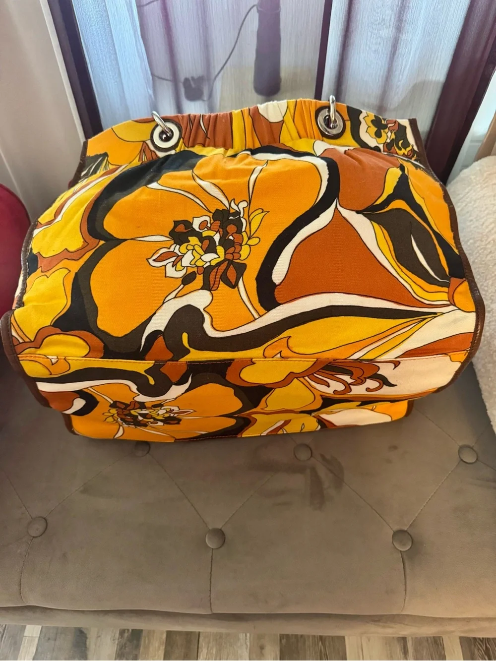 D&G 💯Floral Canvas Tote in Yellow, Orange, Black,Brown ,Cream 🤩